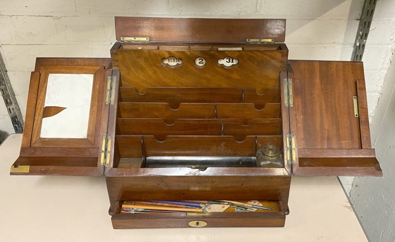 WRITING DESK COMPENDIUM (NO KEY) - Southgate Auction Rooms