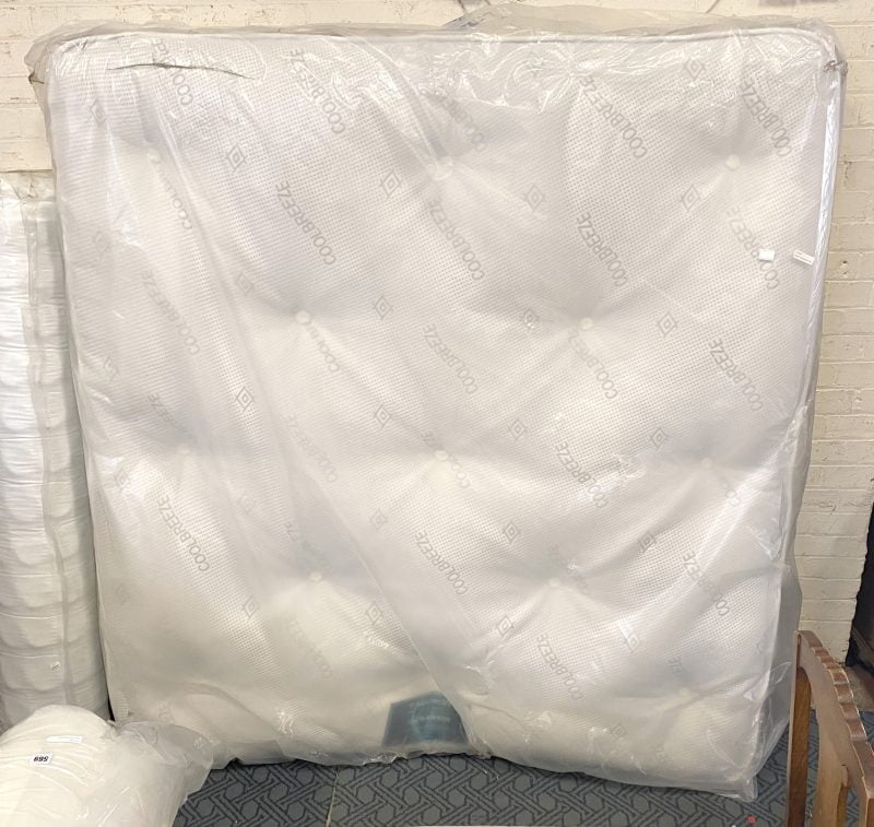 GENUINE SLEEPEEZEE GEL TOUCH 5000 SUPER KING MATTRESS FROM FURNITURE