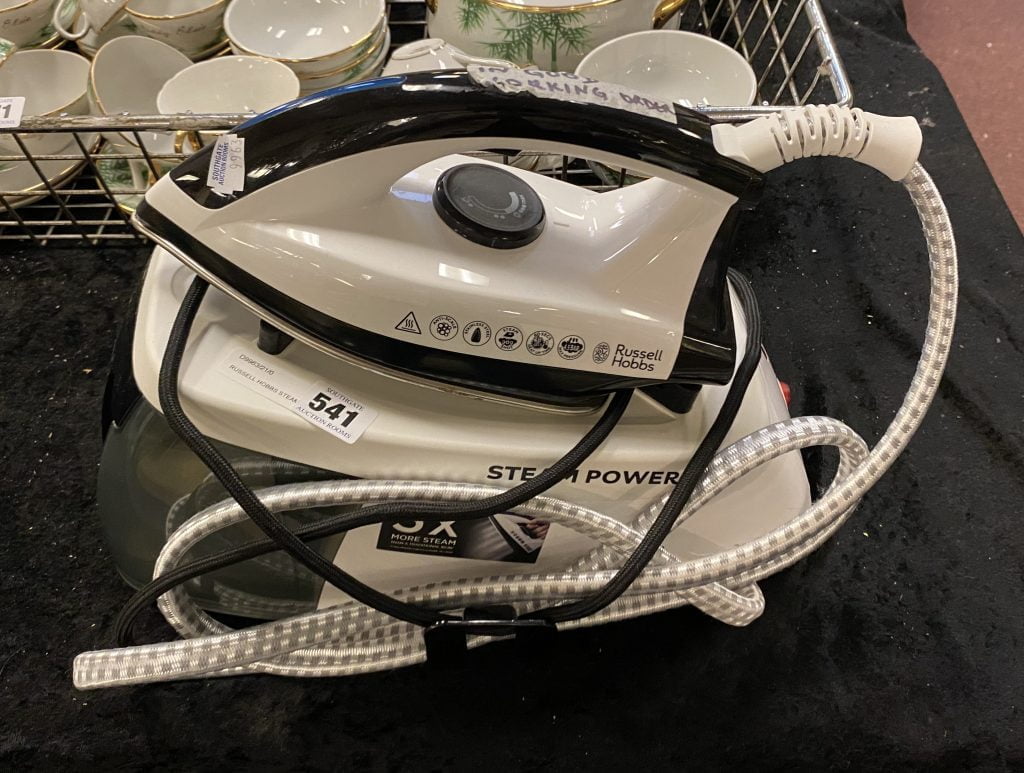 RUSSELL HOBBS STEAM IRON Southgate Auction Rooms