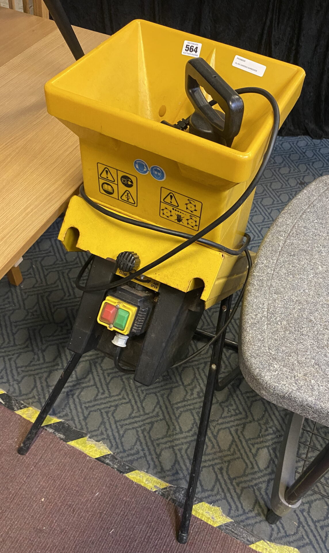 AL-KO GARDEN SHREDDER - Southgate Auction Rooms