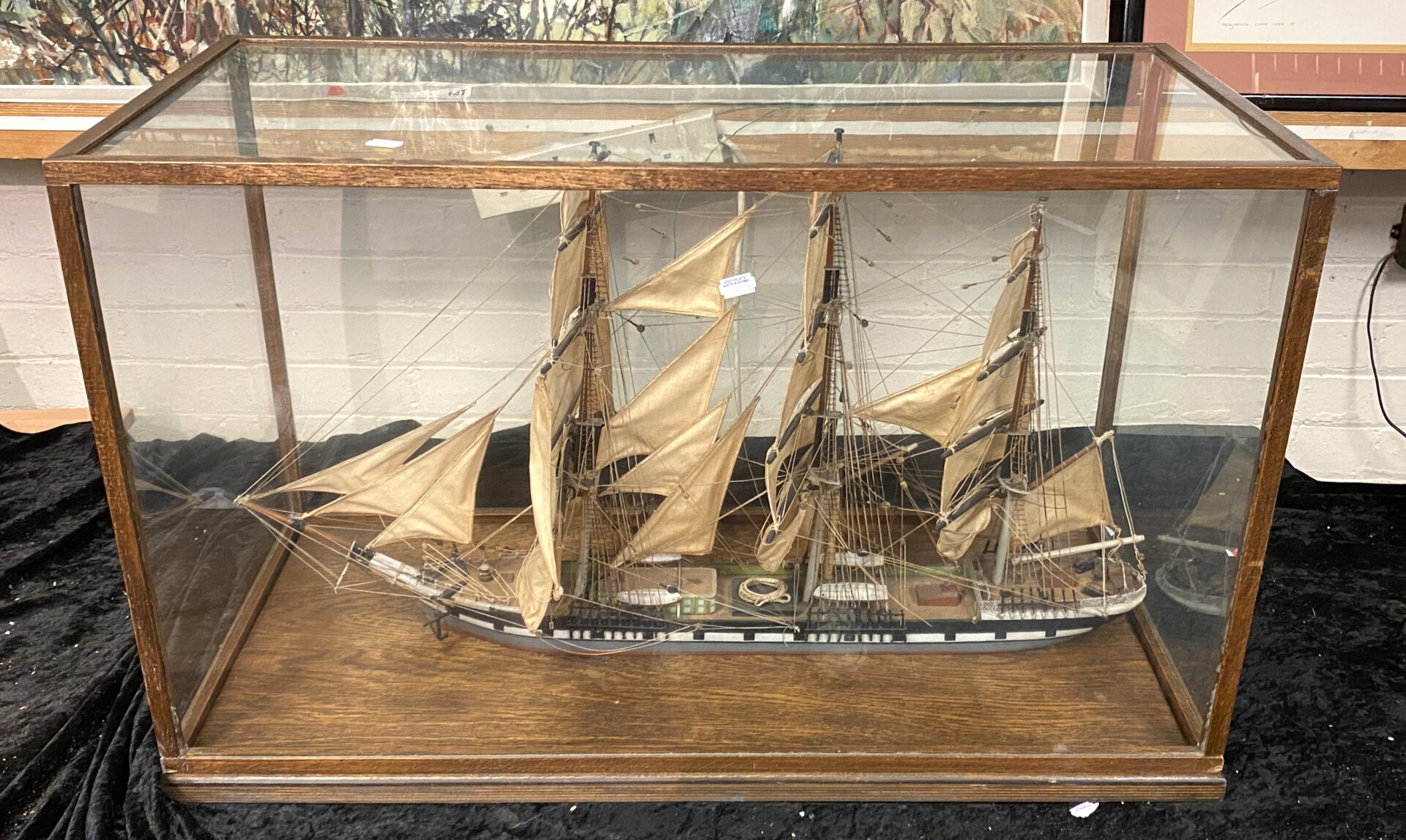 MODEL CLIPPER SHIP IN GLASS DISPLAY CASE 45CMS (H) APPROX Southgate
