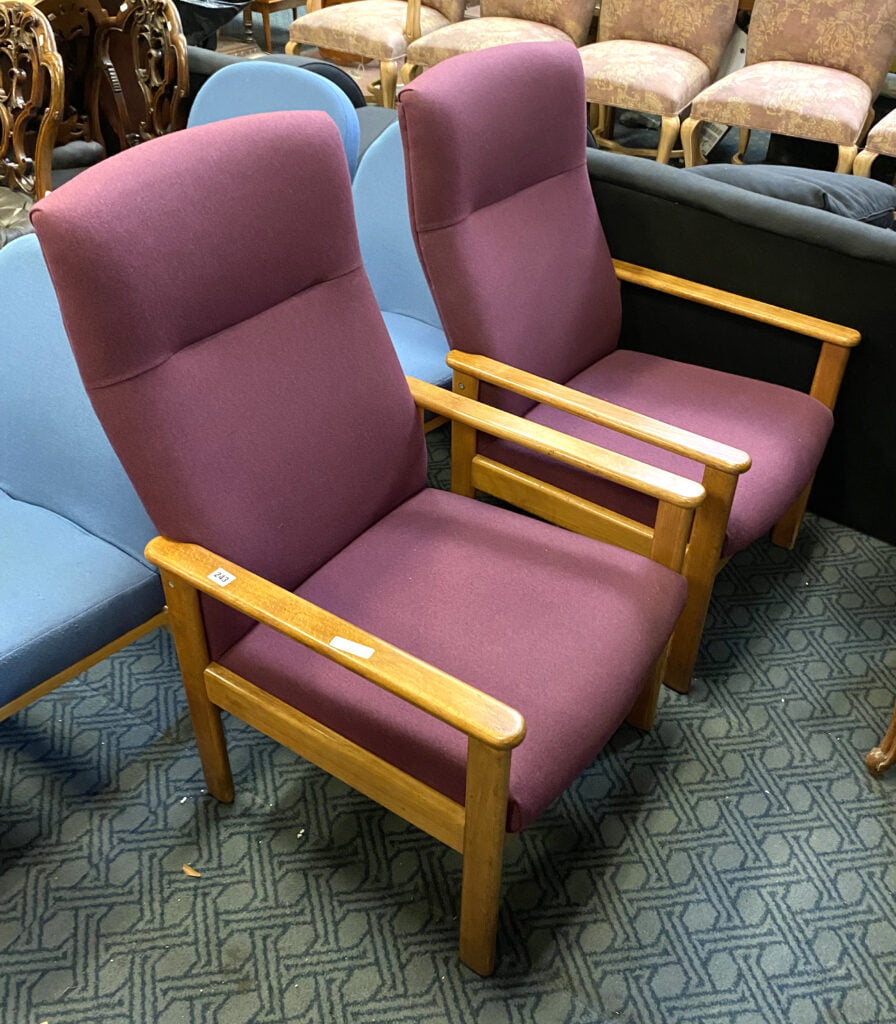 PAIR OF PARKER KNOLL CHAIRS Southgate Auction Rooms