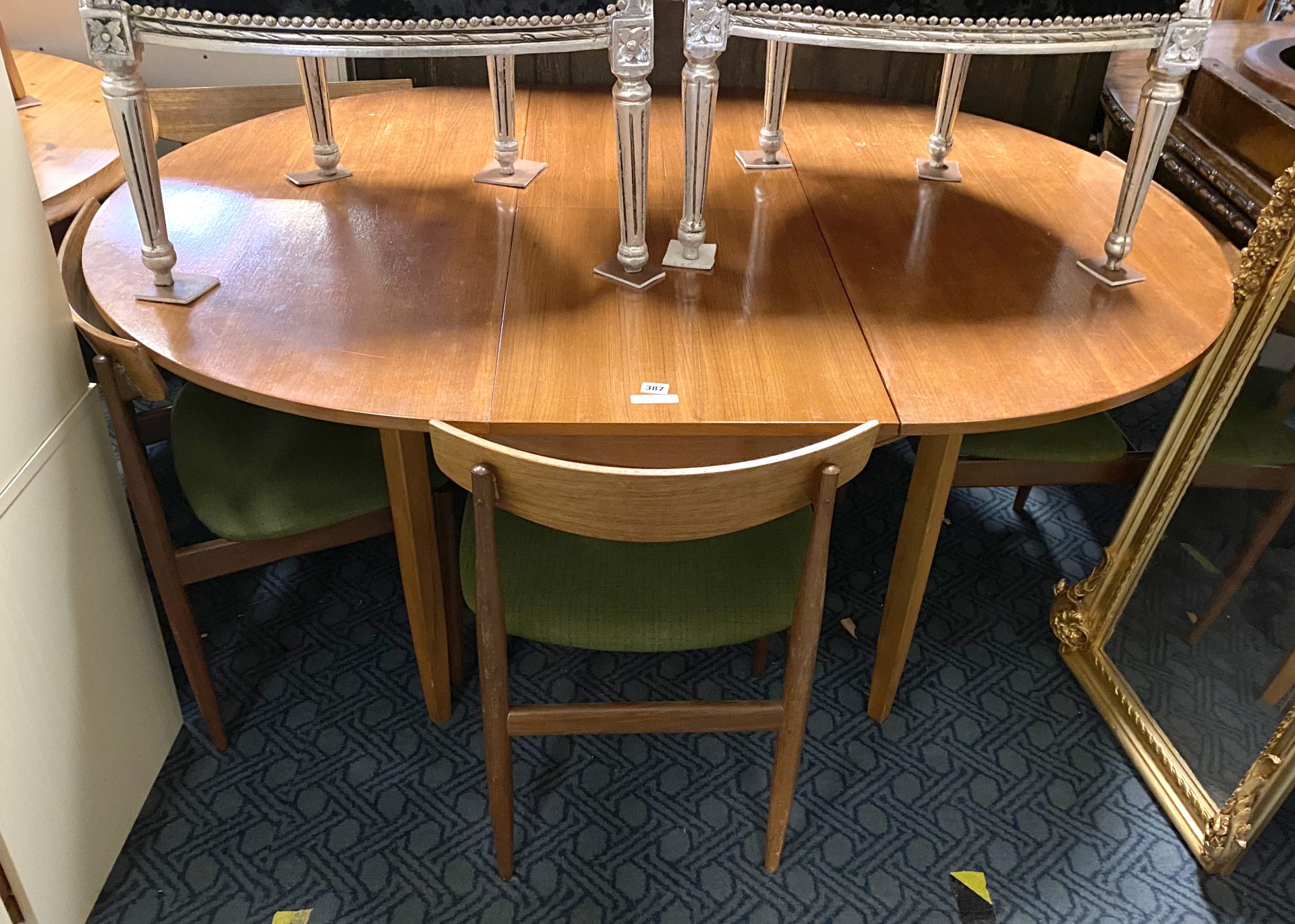 G PLAN TABLE & 4 CHAIRS - Southgate Auction Rooms