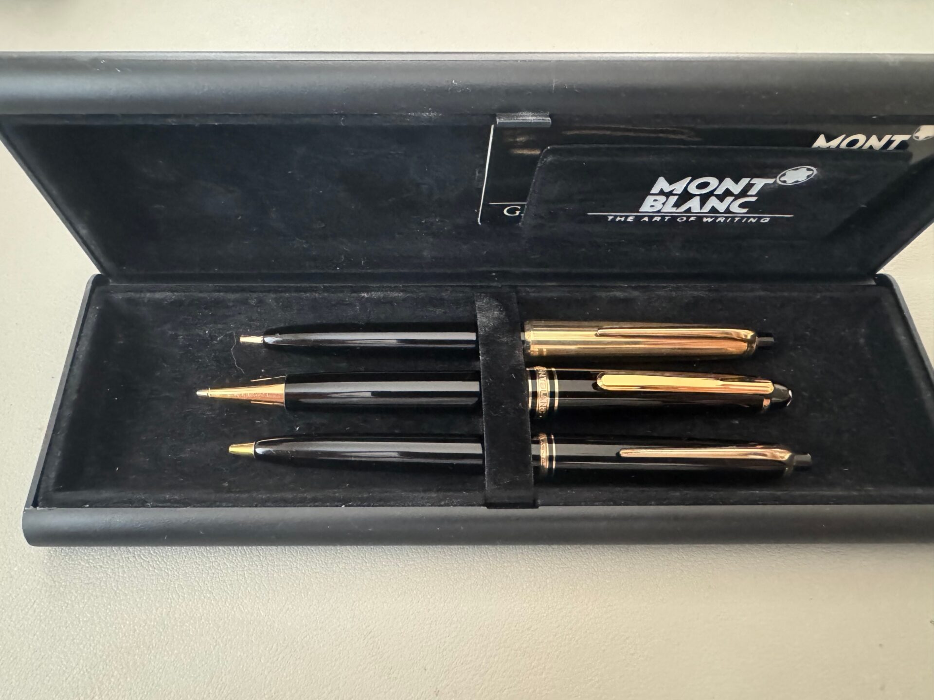 MONTBLANC CLASSIQUE GOLD LINE MECHANICAL PENCIL WITH MONTBLANC PIX 